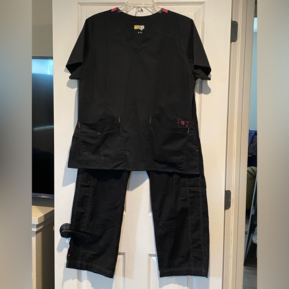 WonderFLEX scrub set by WonderWink